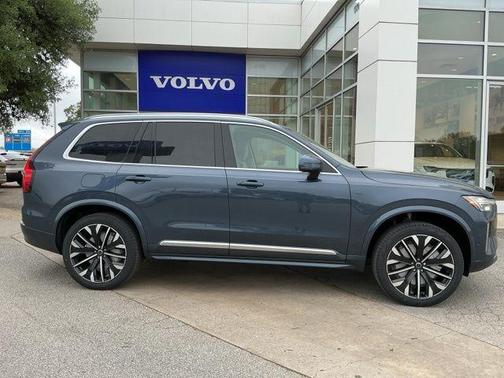 Denim Blue Metallic 2026 Volvo XC90 Plug-In Hybrid T8 Ultra 6-Seater