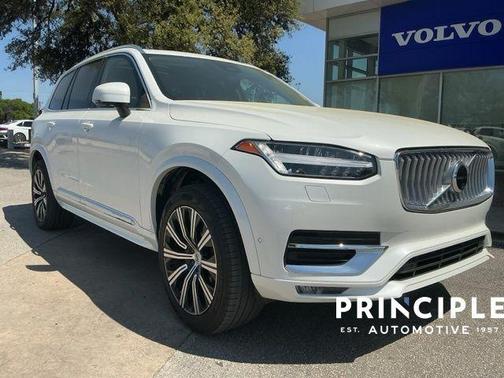 Crystal White Metallic 2025 Volvo XC90 B5 Plus