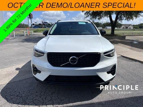 2026 Volvo XC40 B5 Plus