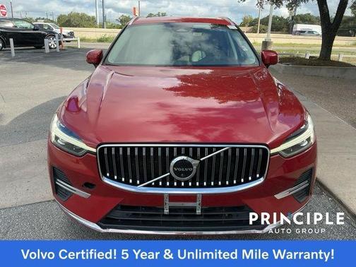 2023 Volvo XC60 B5 Plus Bright Theme