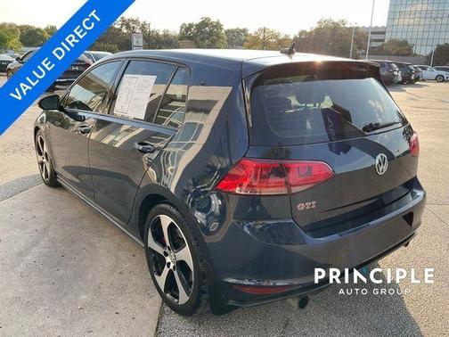 2017 Volkswagen Golf GTI SE 4-Door