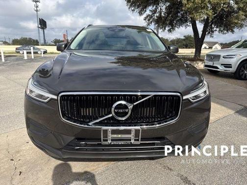 2019 Volvo XC60 T5 Momentum