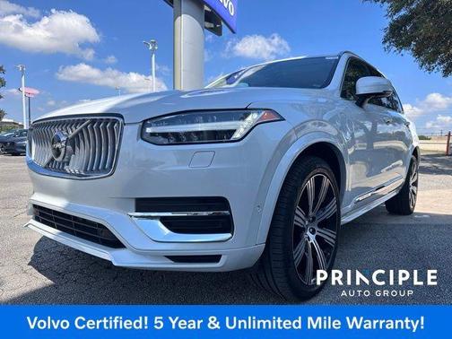 2024 Volvo XC90 Recharge Plug-In Hybrid T8 Plus Bright Theme 7 Passenger