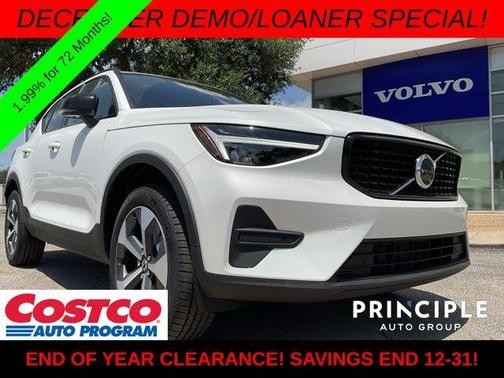 2026 Volvo XC40 B5 Core