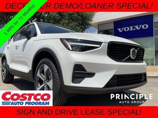 2026 Volvo XC40 B5 Core