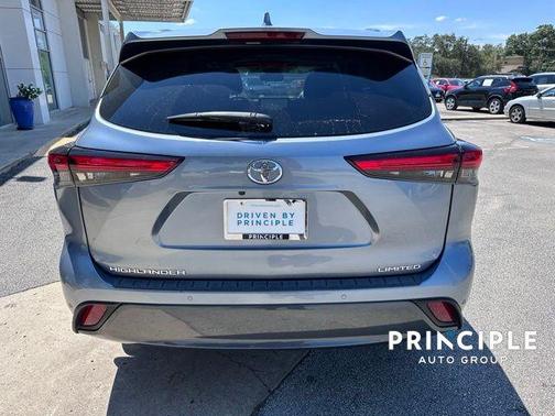 2023 Toyota Highlander Limited