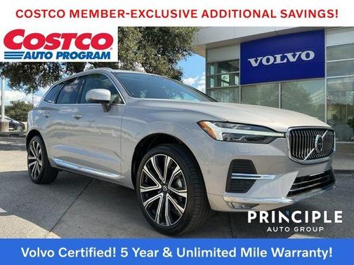 2023 Volvo XC60 B5 Ultimate Bright Theme