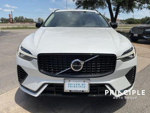 2025 Volvo XC60 Plug-In Hybrid T8 Core