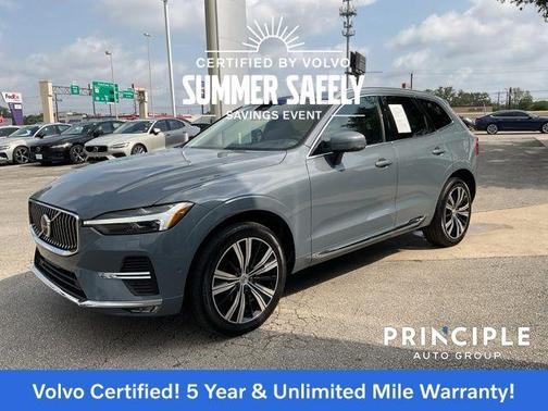 2023 Volvo XC60 B5 Plus Bright Theme
