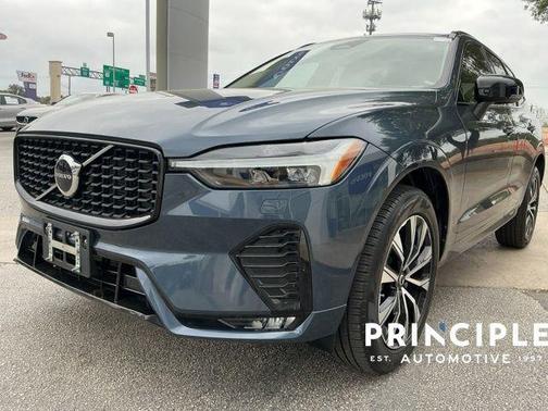 Denim Blue Metallic 2024 Volvo XC60 B5 Core