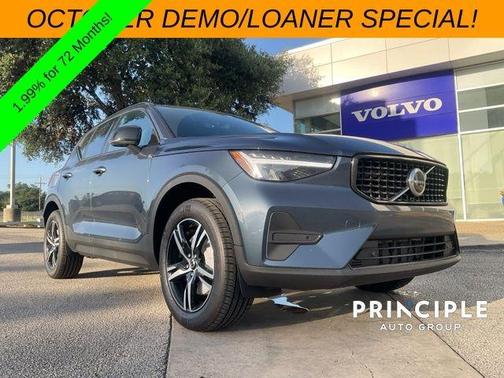 2026 Volvo XC40 B4 Core