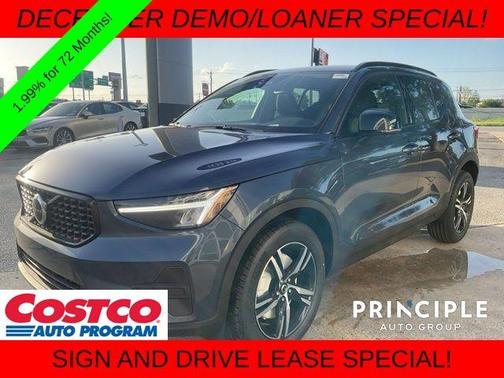 2026 Volvo XC40 B4 Core