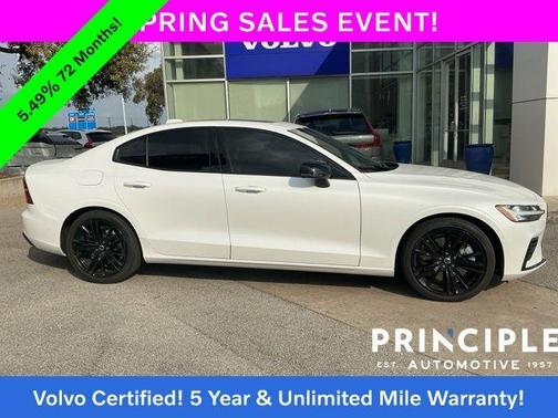 2024 Volvo S60 Recharge Plug-In Hybrid T8 Plus Black Edition