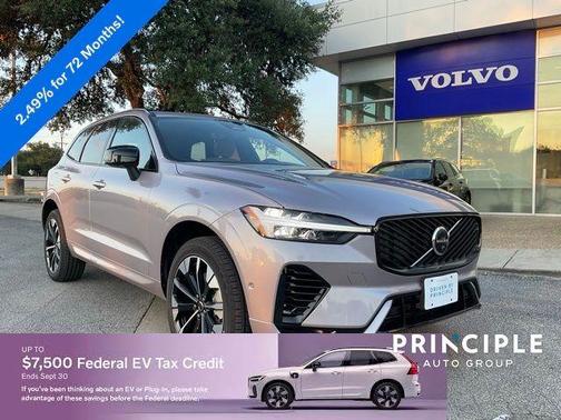 2026 Volvo XC60 Plug-In Hybrid T8 Plus