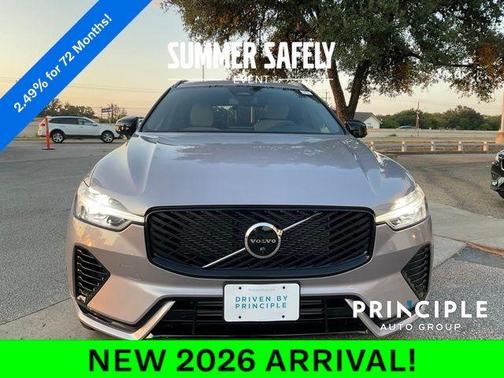2026 Volvo XC60 T8 PLUS
