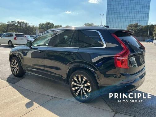 2023 Volvo XC90 B5 Core