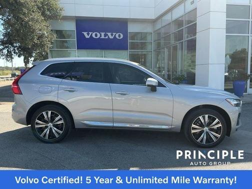 2023 Volvo XC60 Recharge Plug-In Hybrid T8 Plus Bright Theme