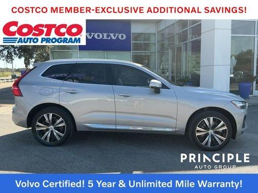 2023 Volvo XC60 Recharge Plug-In Hybrid T8 Plus Bright Theme
