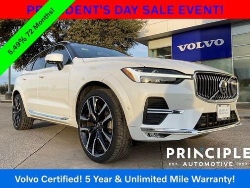 2023 Volvo XC60 B5 Ultimate Bright Theme