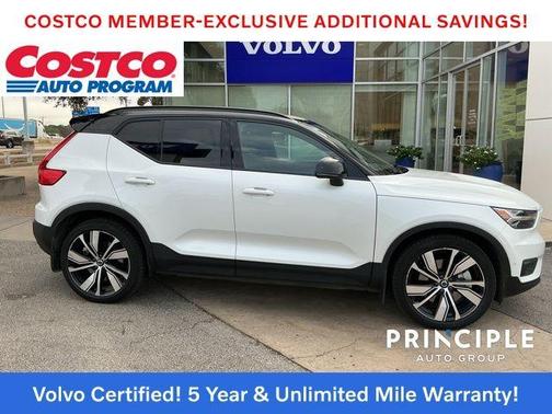 2022 Volvo XC40 Recharge Pure Electric P8 Twin Plus