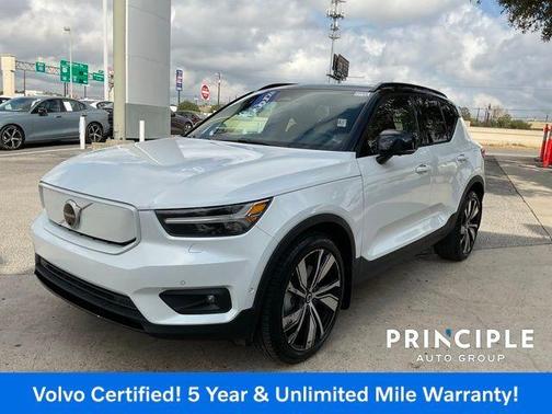 2022 Volvo XC40 Recharge Pure Electric P8 Twin Plus