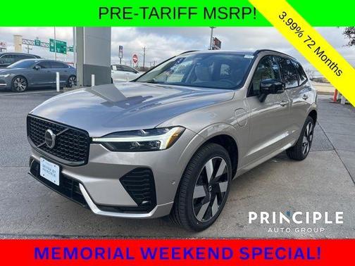 2025 Volvo XC60 Plug-In Hybrid T8 Plus