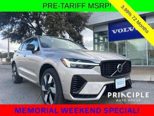 2025 Volvo XC60 Plug-In Hybrid T8 Plus