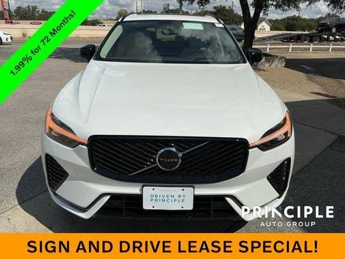 2026 Volvo XC60 B5 Ultra