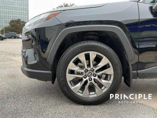 2024 Toyota RAV4 XLE Premium