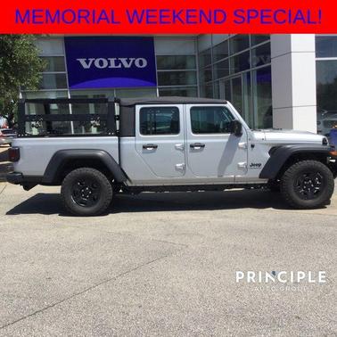 2023 Jeep Gladiator Sport