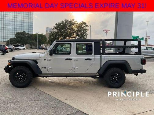 2023 Jeep Gladiator Sport
