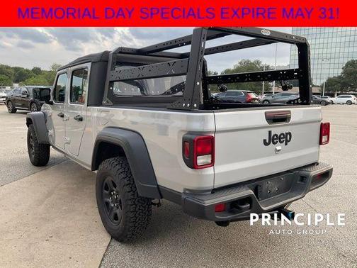 2023 Jeep Gladiator Sport