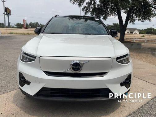 2023 Volvo XC40 Recharge Pure Electric Twin Plus