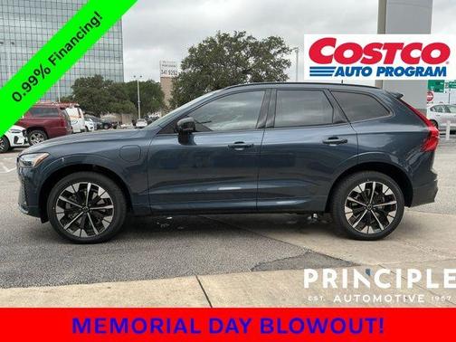 Denim Blue Metallic 2026 Volvo XC60 Plug-In Hybrid T8 Plus