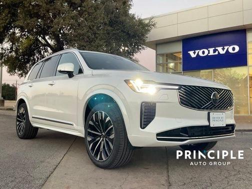 2026 Volvo XC90 B5 Core