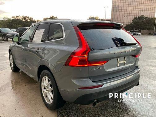 2019 Volvo XC60 T5 Momentum