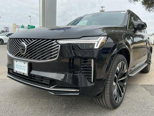 2026 Volvo XC90 B6 Ultra 7-Seater