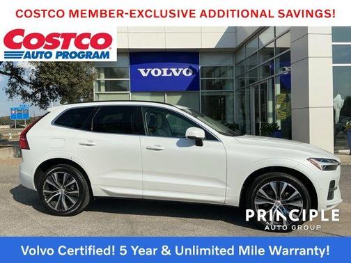 2022 Volvo XC60 B5 Momentum