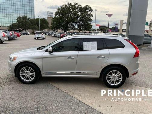 Bright Silver Metallic 2016 Volvo XC60 T5 Drive-E Premier