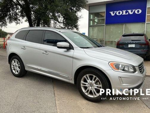 Bright Silver Metallic 2016 Volvo XC60 T5 Drive-E Premier