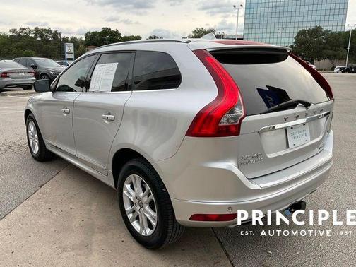 Bright Silver Metallic 2016 Volvo XC60 T5 Drive-E Premier