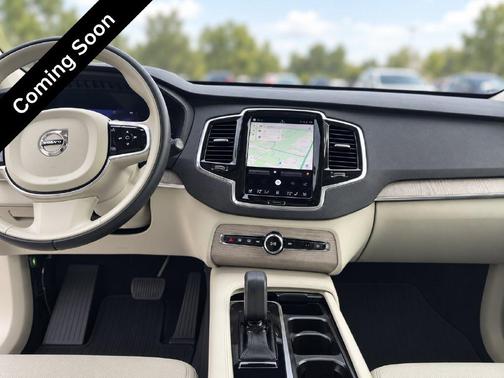 Silver 2024 Volvo XC90 Recharge Plug-In Hybrid T8 Plus Bright Theme 7 Passenger