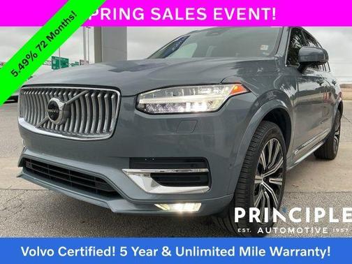 2023 Volvo XC90 B5 Plus