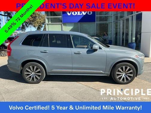 2023 Volvo XC90 B5 Plus