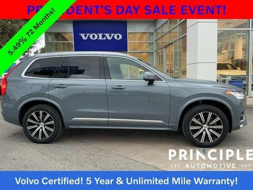 2023 Volvo XC90 B5 Plus