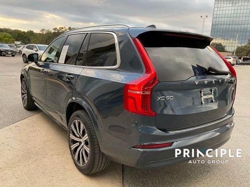 2023 Volvo XC90 B6 Core
