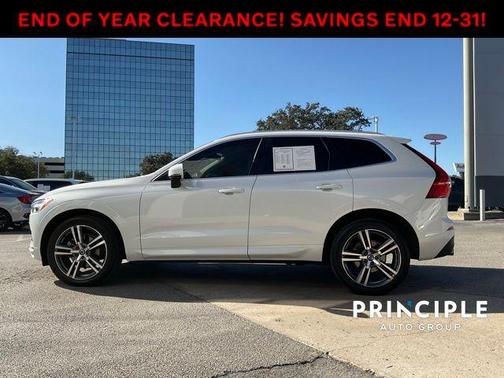 2021 Volvo XC60 T5 Momentum