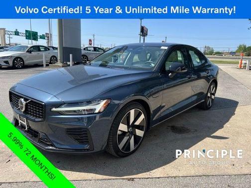 2024 Volvo S60 Recharge Plug-In Hybrid T8 Ultimate Dark Theme