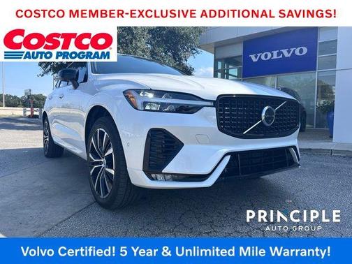 2023 Volvo XC60 B5 Plus Dark Theme