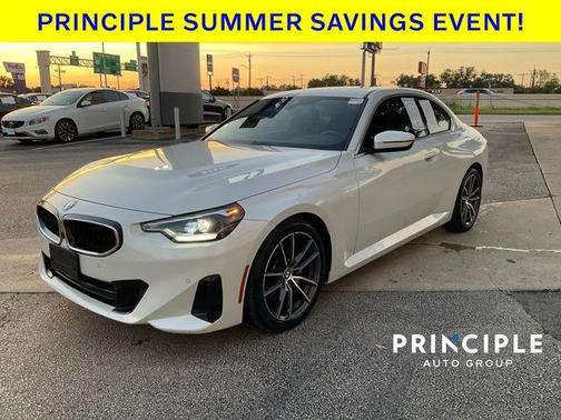 2022 BMW 230 i